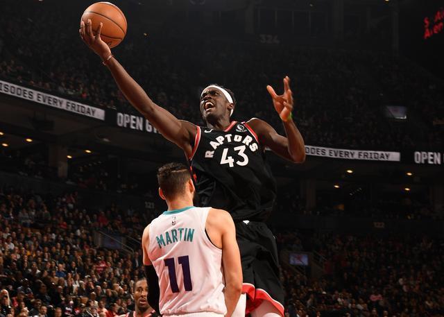 猛龙逆转黄蜂,继续保持领先优势,稳步上升 猛龙逆转黄蜂,继续保持领先优势,稳步上升