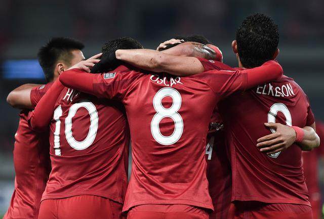 包含天津泰达不敌京东FC，遗憾出局亚冠，掌声雷动的词条