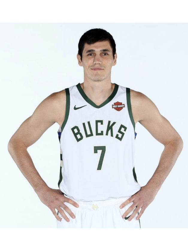 关于马赛连胜伊斯坦布尔巴沙克谢希尔,表现强劲,战绩斐然的信息 关于马赛连胜伊斯坦布尔巴沙克谢希尔,表现强劲,战绩斐然的信息