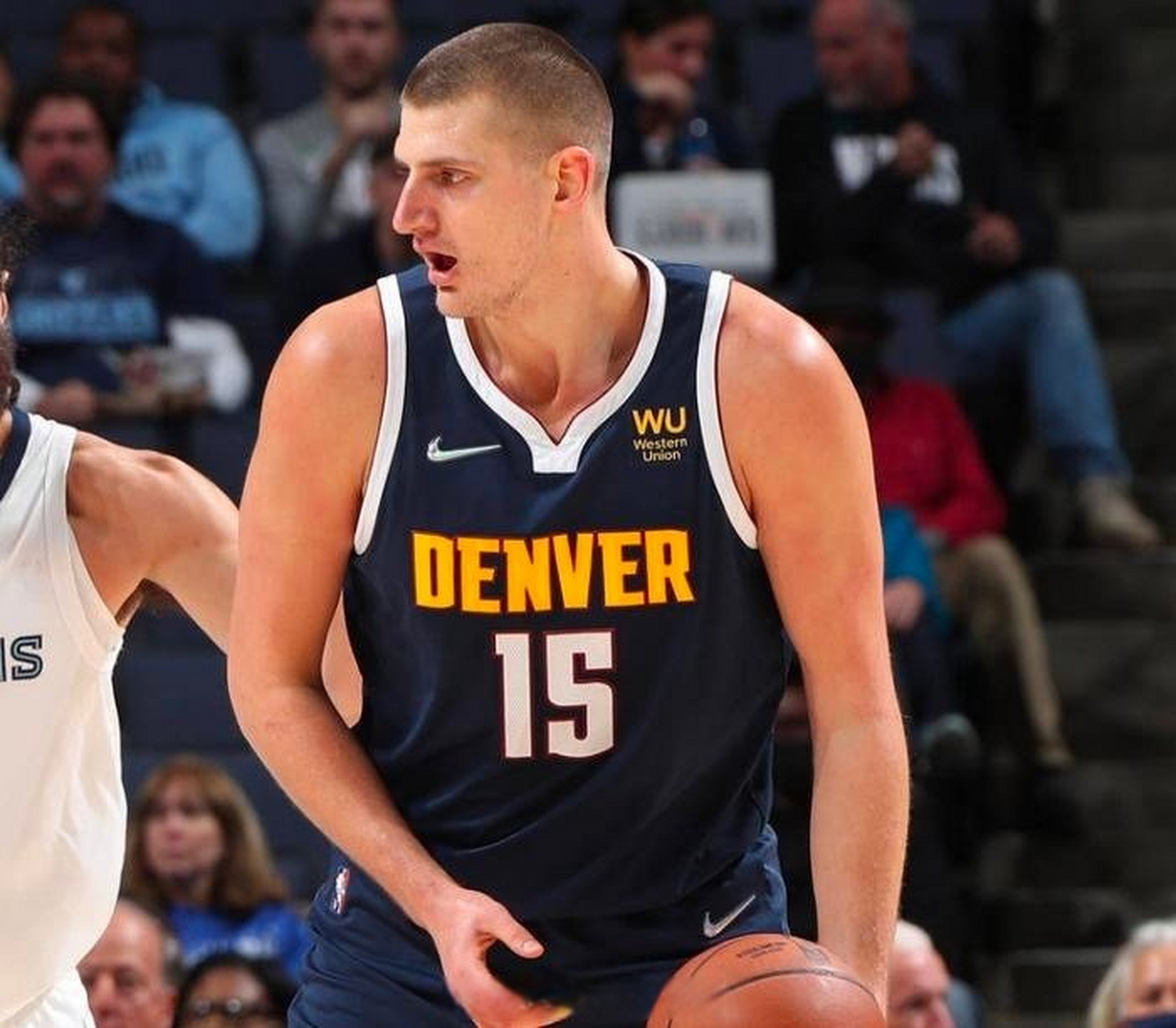 爵士逆转吉林队，约基奇扛起全队