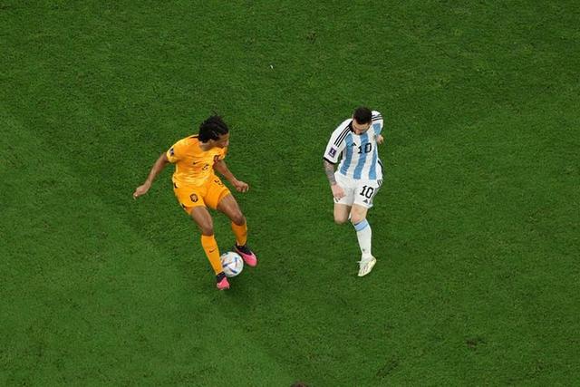 阿根廷力克日本,梅西点燃赛场 阿根廷力克日本,梅西点燃赛场