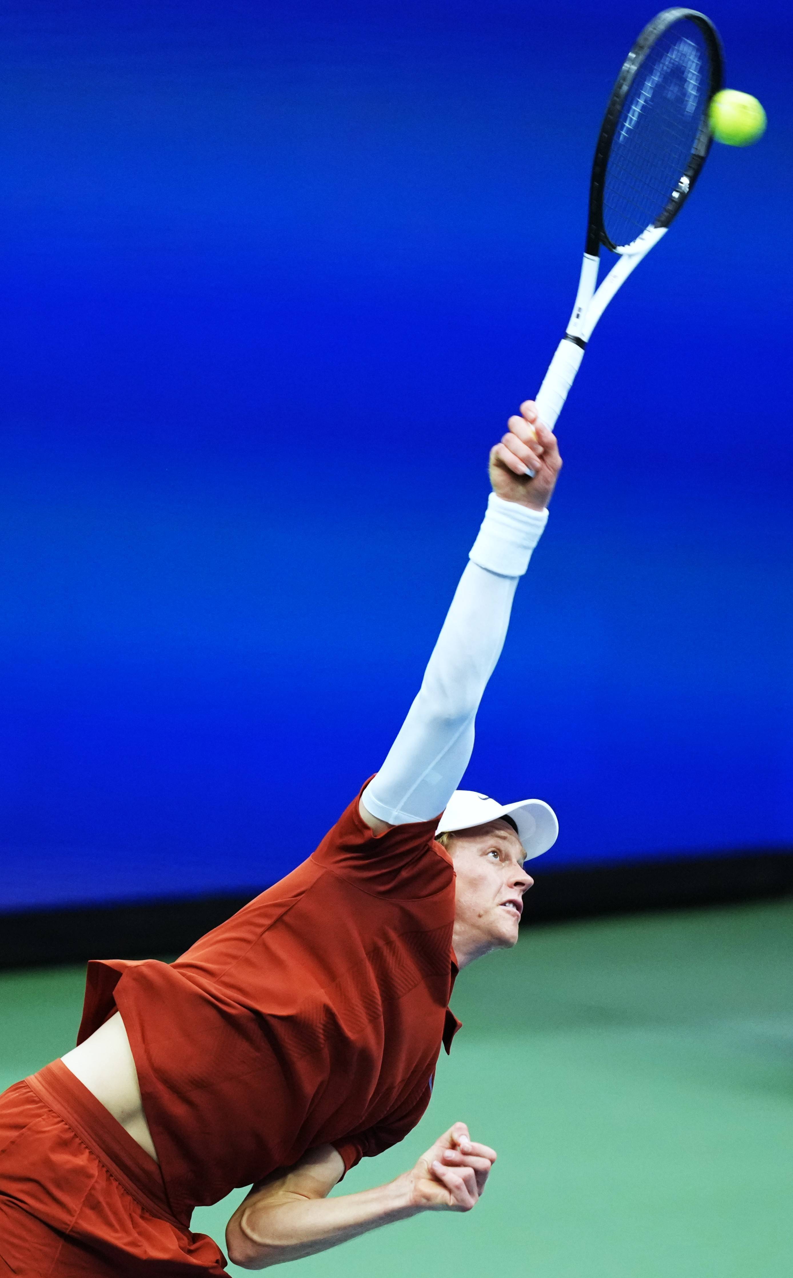 法网碾压美网，阿尔卡拉斯惊艳四座