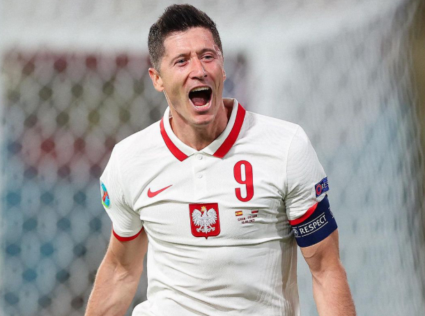 波兰队轻取瑞典队，奥恰洛夫刷新纪录